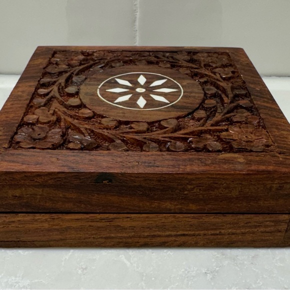 Indian hand-carved wooden jewelry box 4” x 4” trinket box decor - Picture 2 of 11